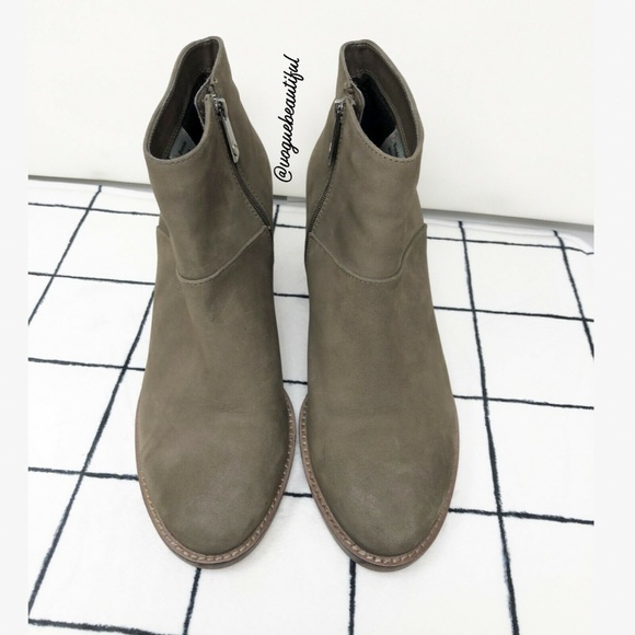 Blondo Nelli Waterproof Booties - Picture 5 of 5